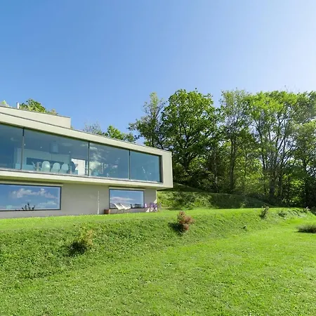 Luxury & Modern 4bd With Panoramic Lake View By Guestlee * Lutry