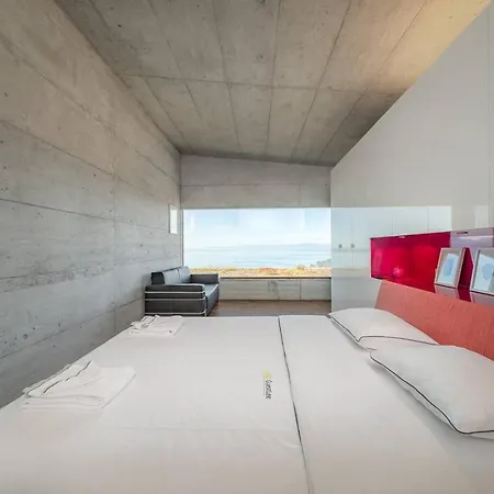 Luxury & Modern 4bd With Panoramic Lake View By Guestlee Casa de Férias Lutry
