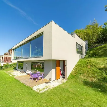 Luxury & Modern 4bd With Panoramic Lake View By Guestlee Casa de Férias